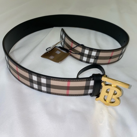 Burberry belt brand new. - Picture 1 of 8